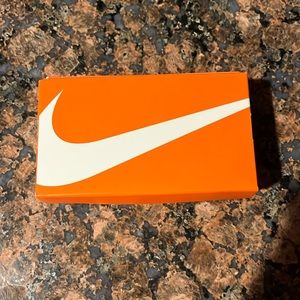 New Nike Gift Card Holder Box give a gift card holiday birthday unisex